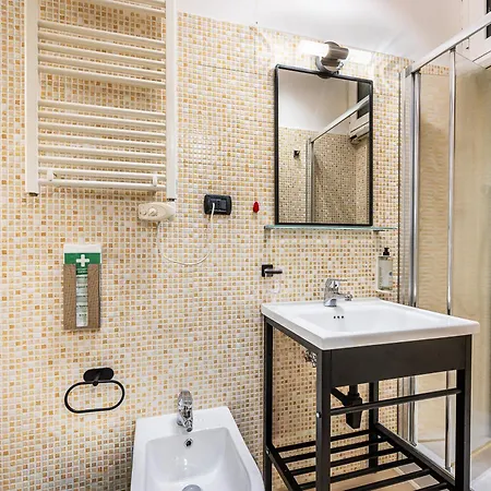 Cola Di Rienzo Suite B&B-2